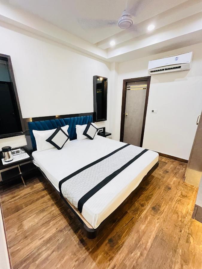 Hotel Red Stone Inn - Near New Delhi Railway Station - Paharganj Exterior photo